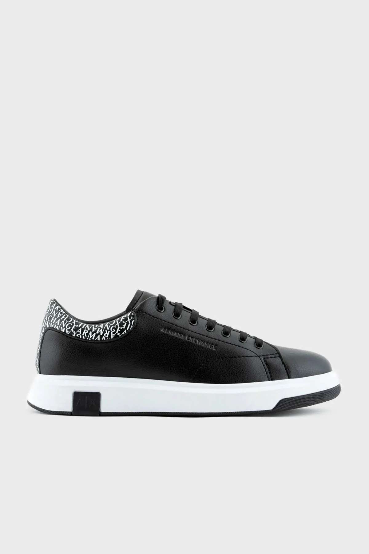 Armani Exchange Logolu Sneaker Erkek Ayakkabı XUX123 XV761 00002 SİYAH - 1
