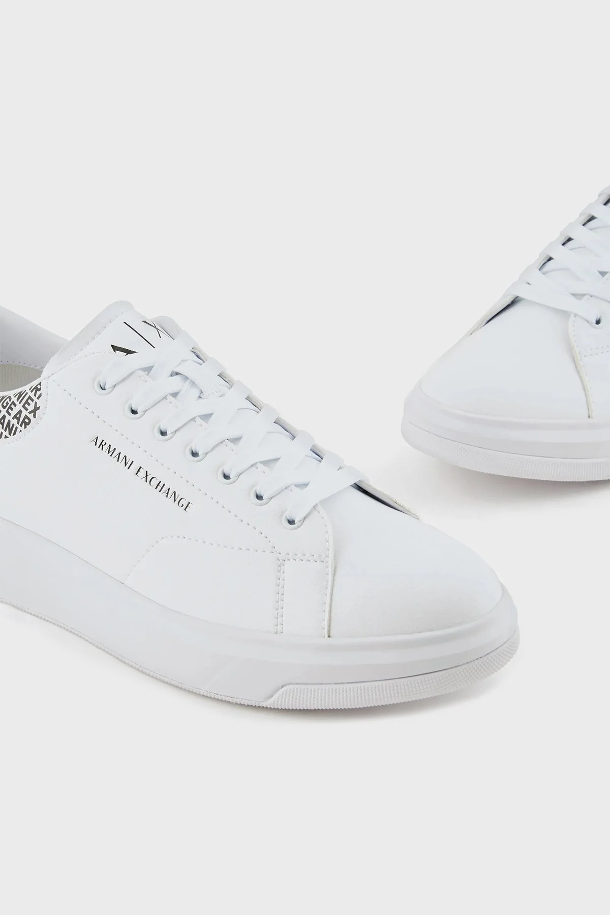 Armani Exchange Logolu Sneaker Erkek Ayakkabı XUX123 XV761 K488 BEYAZ-SİYAH - 11
