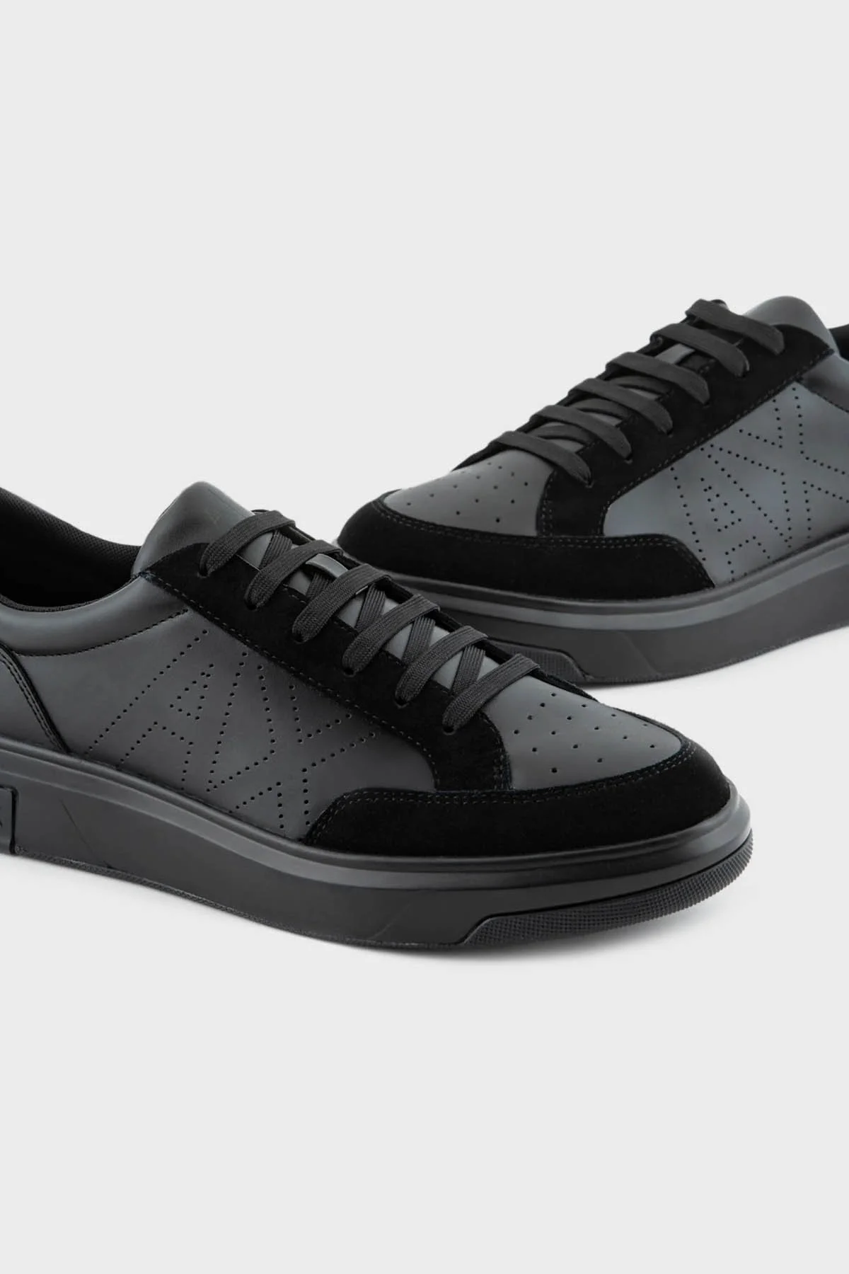 Armani Exchange Logolu Sneaker Erkek Ayakkabı XUX177 XV762 K001 SİYAH - 11
