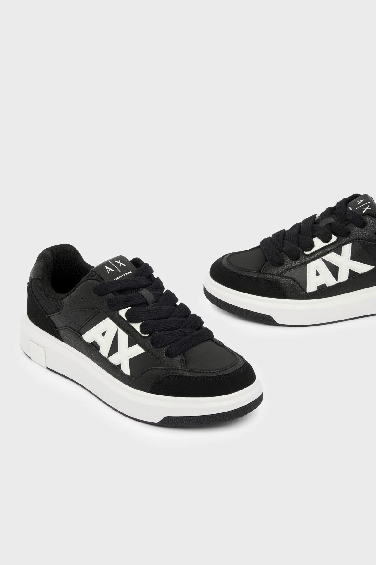 Armani Exchange Logolu Süet Detaylı Sneaker Erkek Ayakkabı XM003648 AF29508 MC482 Siyah-beyaz - 4