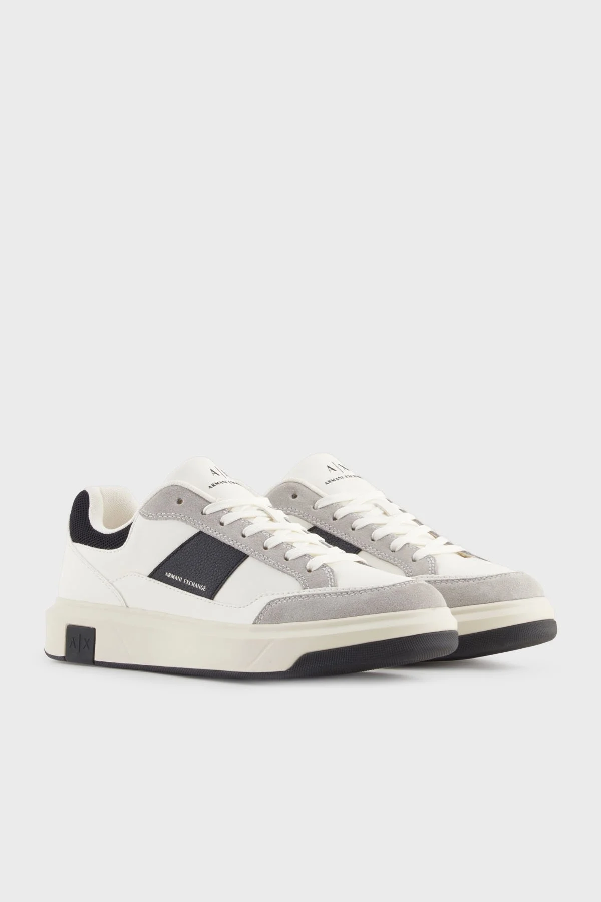 Armani Exchange Logolu Süet ve File Detaylı Sneaker Erkek Ayakkabı XM001720 AF17529 M0017 BEYAZ-SİYAH - 2