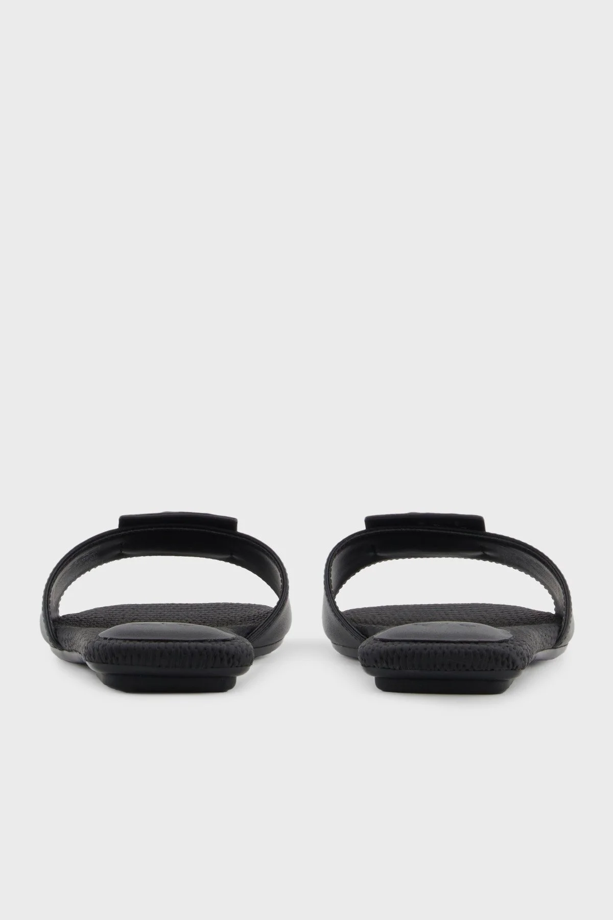 Armani Exchange Logolu Tek Bantlı Bayan Terlik XDP055 XV921 00002 SİYAH - 11