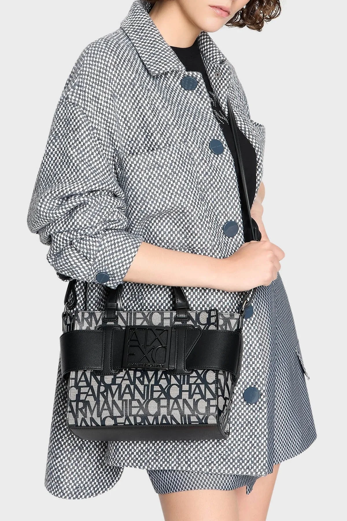 Armani Exchange Logolu Uzatma Askılı Bayan Çanta 942690 3F742 00850 SİYAH-GRİ - 5