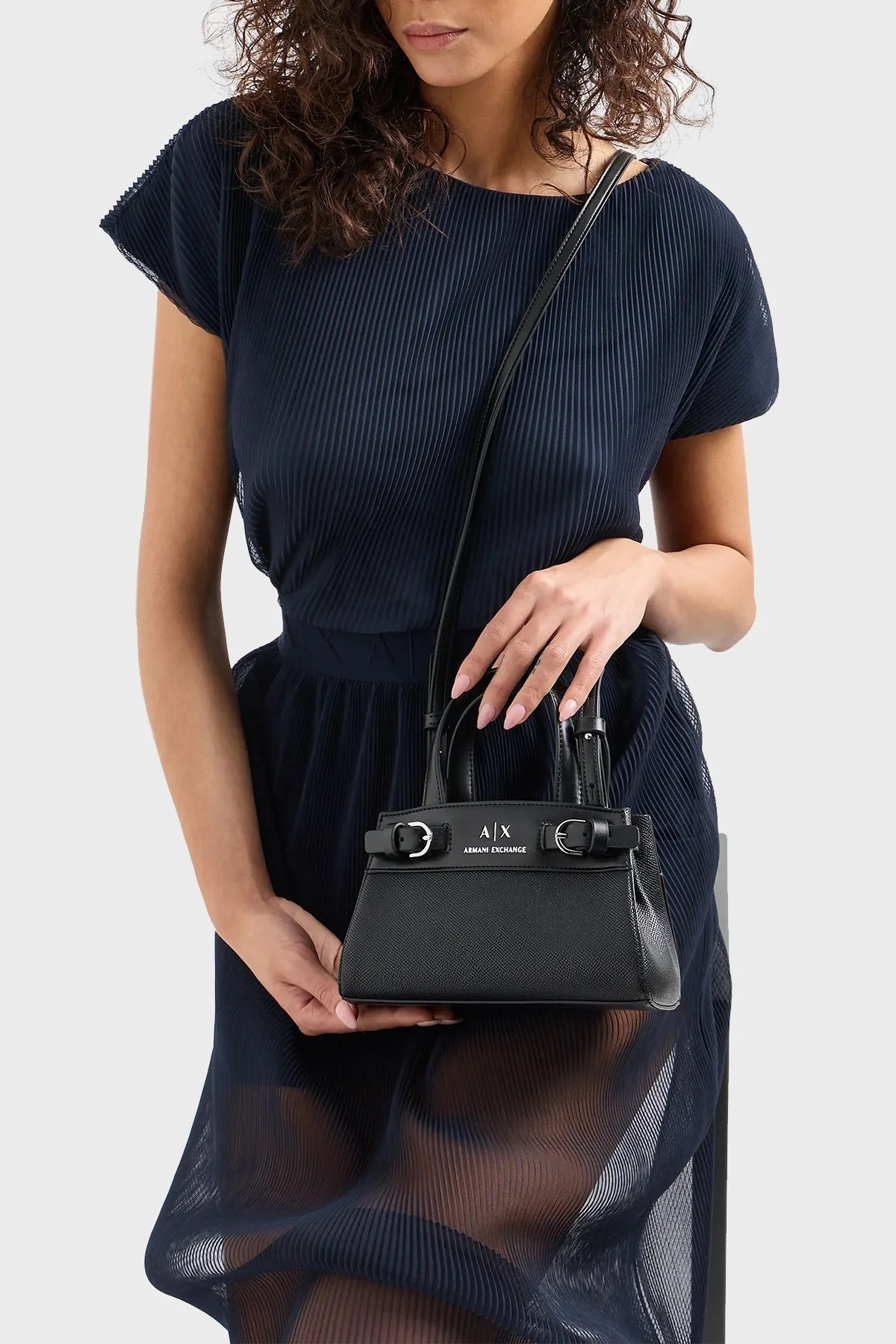 Armani Exchange Logolu Uzatma Askılı Bayan Çanta 949134 4R755 00020 SİYAH - 2