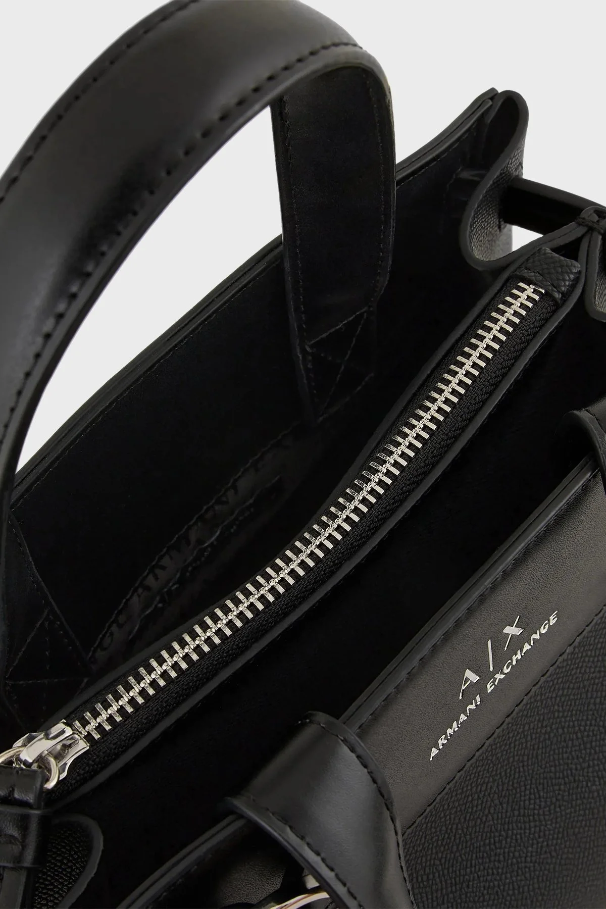 Armani Exchange Logolu Uzatma Askılı Bayan Çanta 949136 4R755 00020 SİYAH - 4