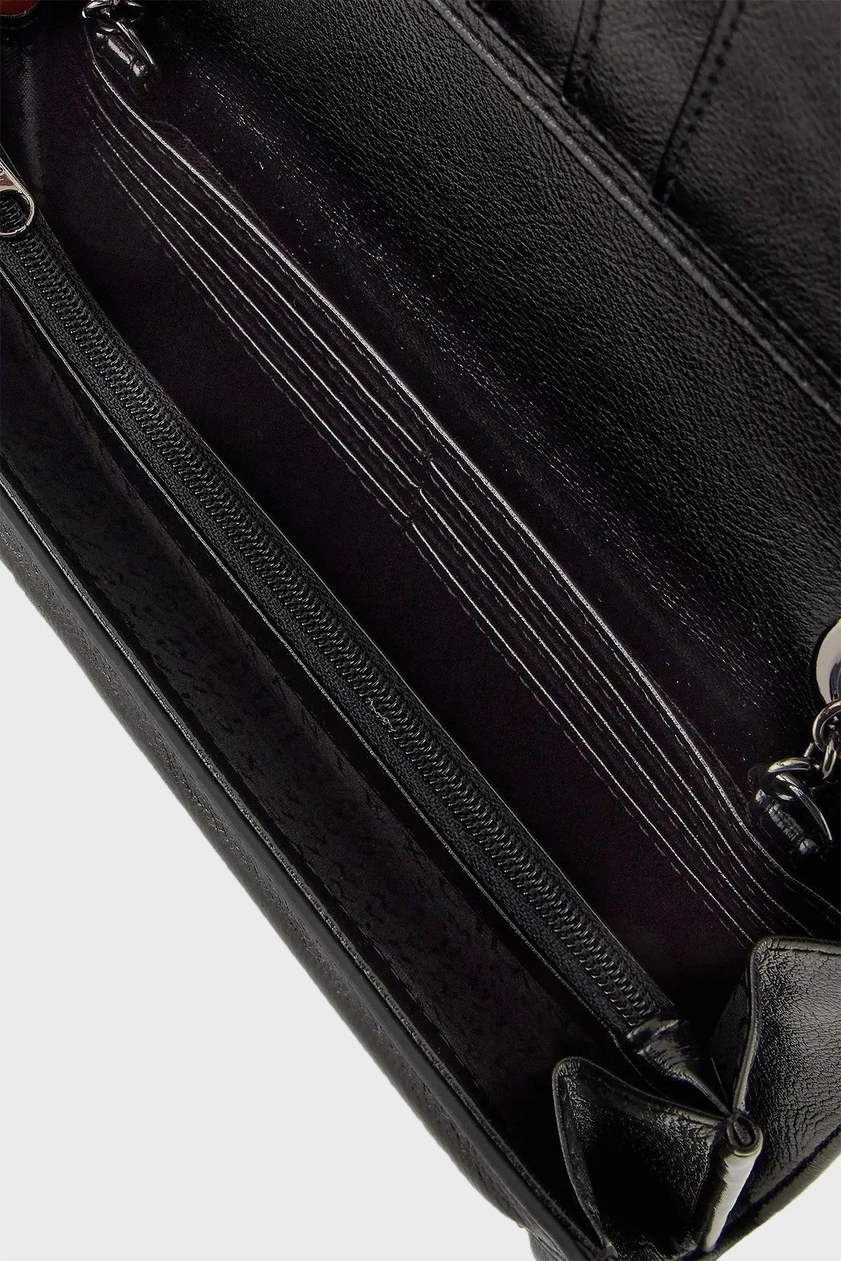 Armani Exchange Logolu Zincir Askılı Bayan Çanta 948564 4R701 00020 SİYAH - 4