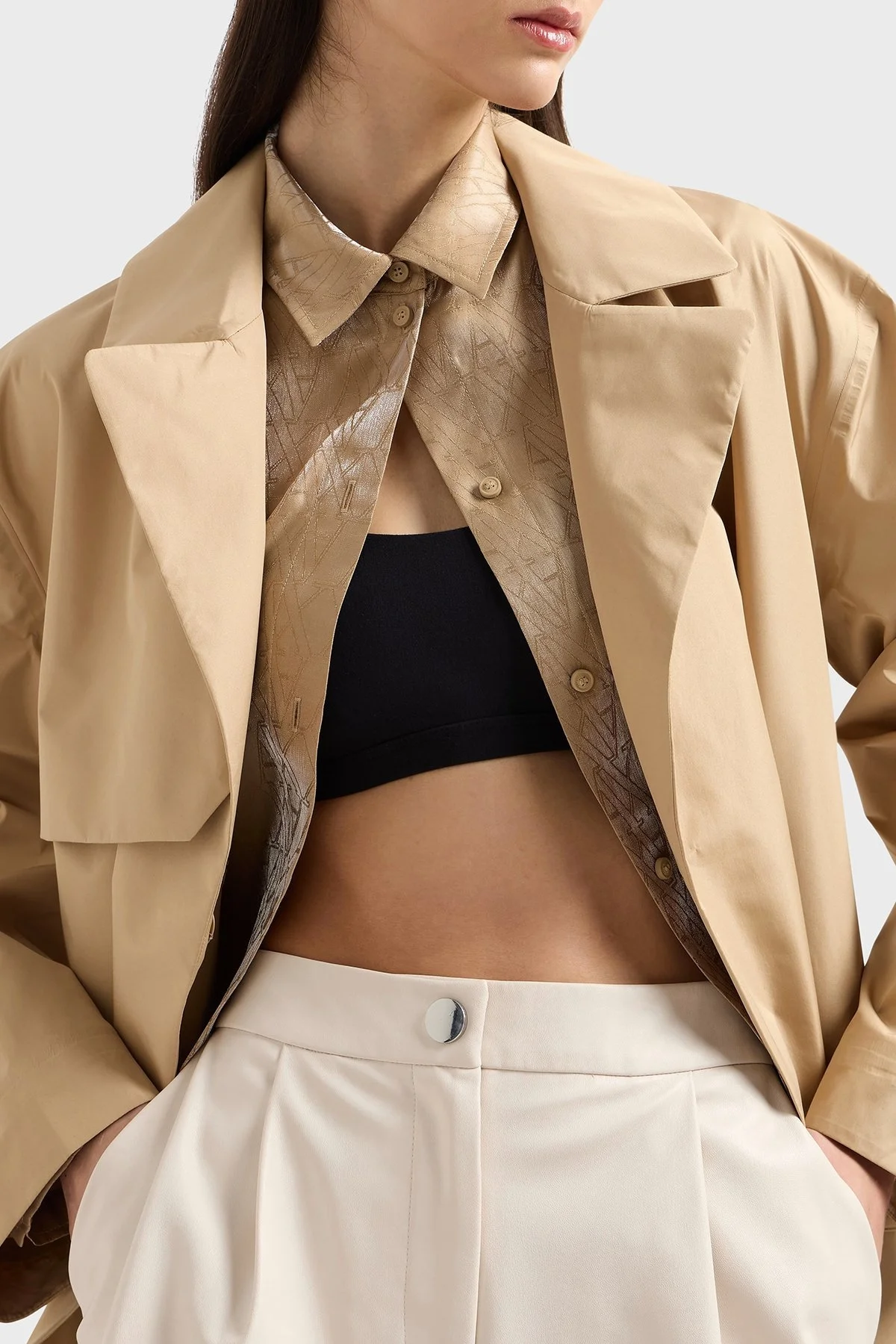 Armani Exchange Loose Fit Kruvaze Yaka Kemer Detaylı Uzun Bayan Trençkot XW001176 AF12806 U6218 BEJ - 9