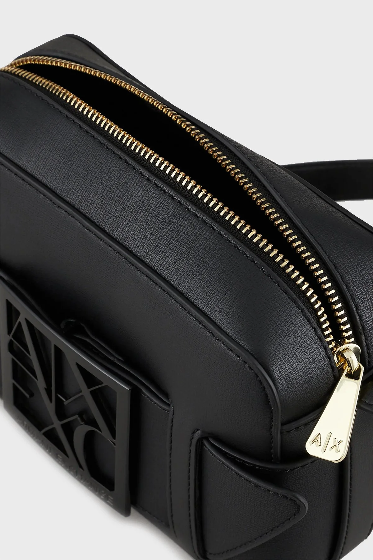 Armani Exchange Marka Logolu Ayarlanabilir Omuz Askılı Kadın Çanta 942699 0A874 00020 Siyah - 4