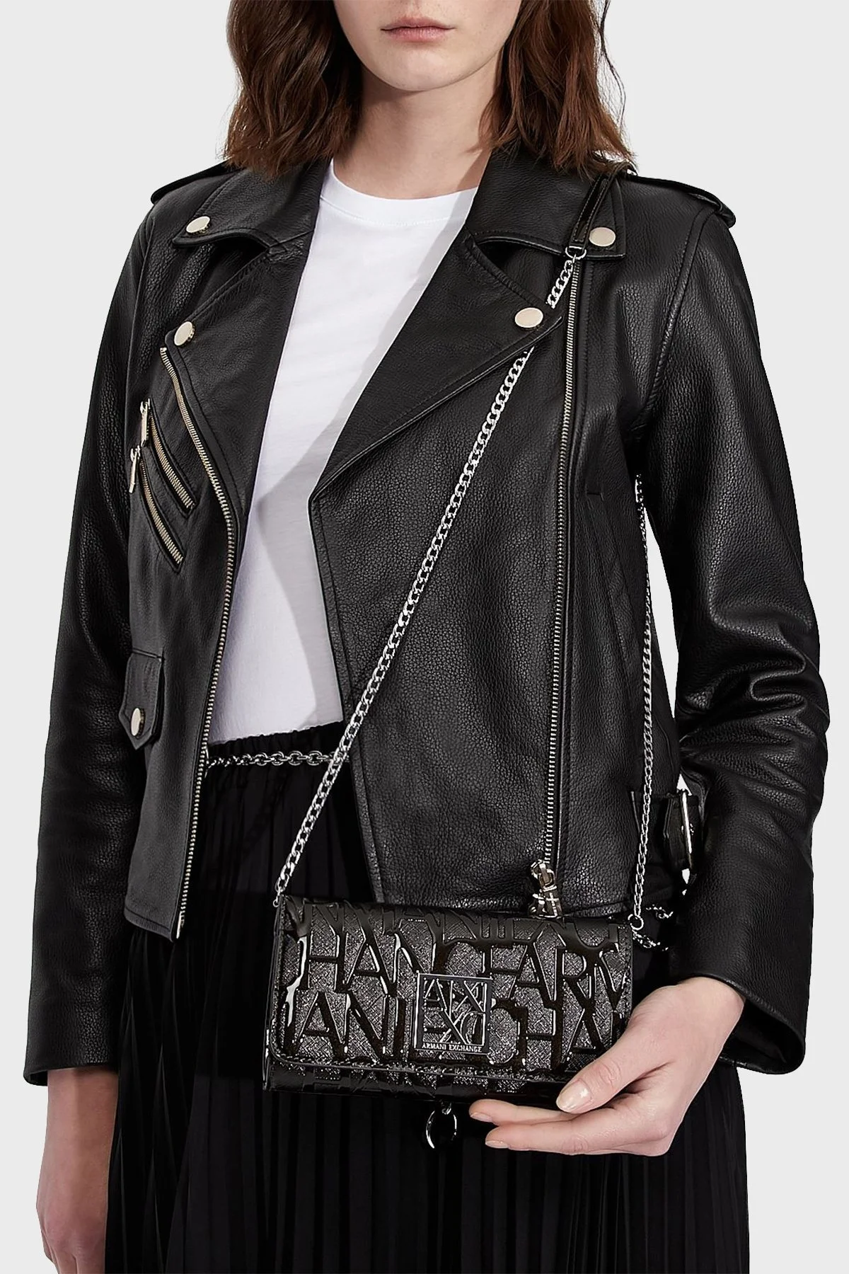 Armani Exchange Marka Logolu Zincir Askı Detaylı Bayan Çanta 948481 CC794 00020 SİYAH - 6