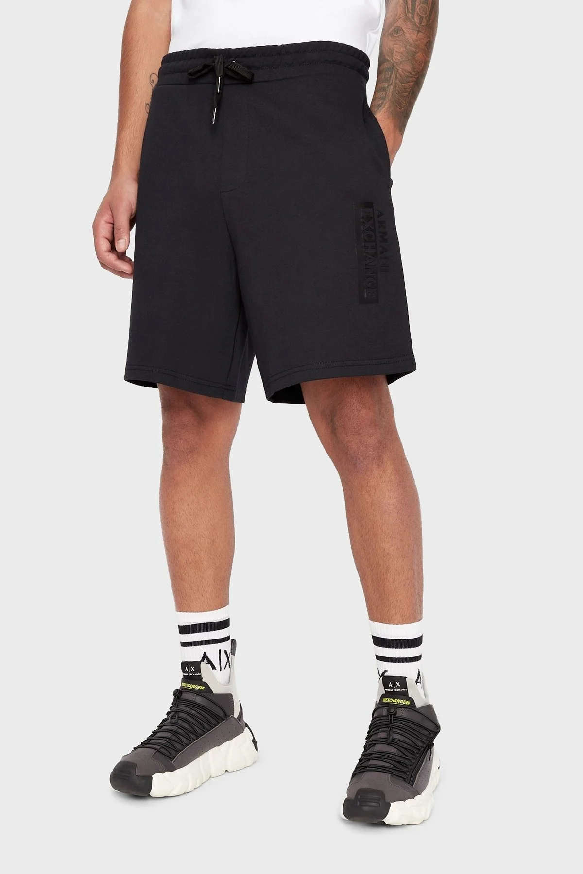 Armani Exchange Organik Pamuklu Belden Bağlamalı Cepli Erkek Short 6LZSBE ZJCAZ 1200 SİYAH - 1