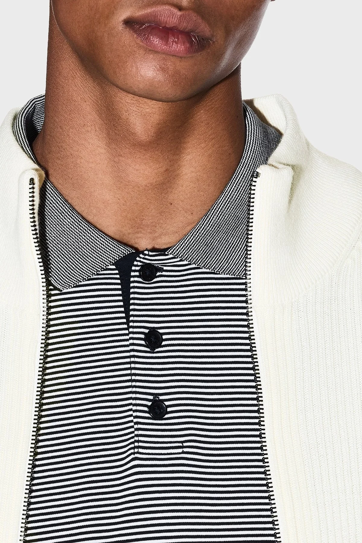 Armani Exchange Pamuk ve Yün Karışımlı Regular Fit Dik Yaka Erkek Hırka XM000912 AF10348 U0009 BEYAZ - 4