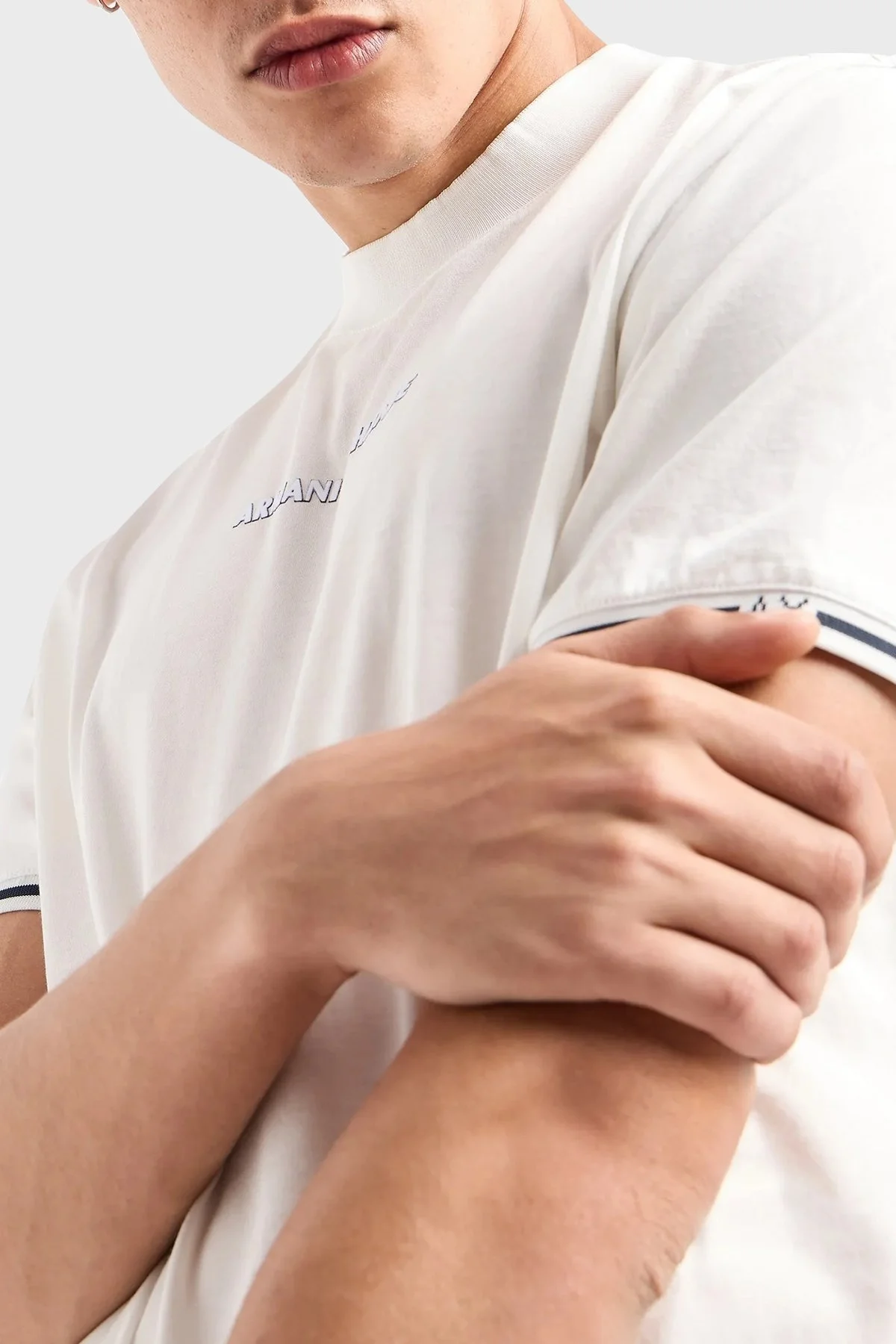 Armani Exchange Pamuklu Bisiklet Yaka Erkek T Shirt 6DZTJB ZJ9AZ 1116 BEYAZ - 9
