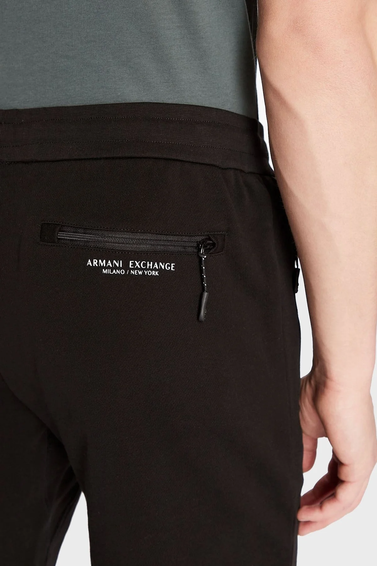 Armani Exchange Pamuklu Cepli Regular Fit Erkek Bermuda 8NZS75 ZJKRZ 1200 SİYAH - 5