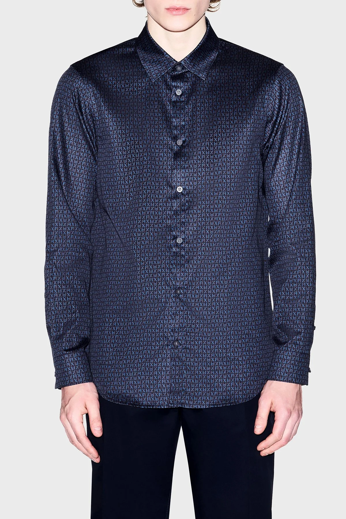 Armani Exchange Pamuklu Harf Logolu Regular Fit Erkek Gömlek XM001942 AF19194 FB436 LACİVERT - 1