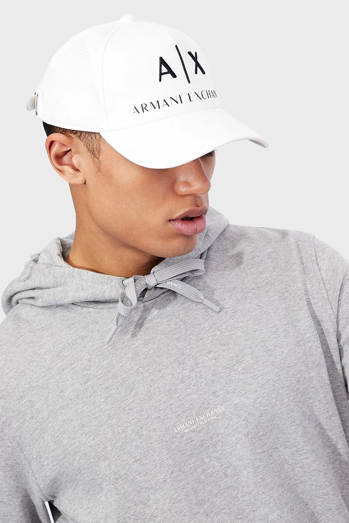 Armani Exchange Pamuklu Logo Detaylı Erkek Şapka 954039 CC513 00812 BEYAZ-LACİVERT - 2