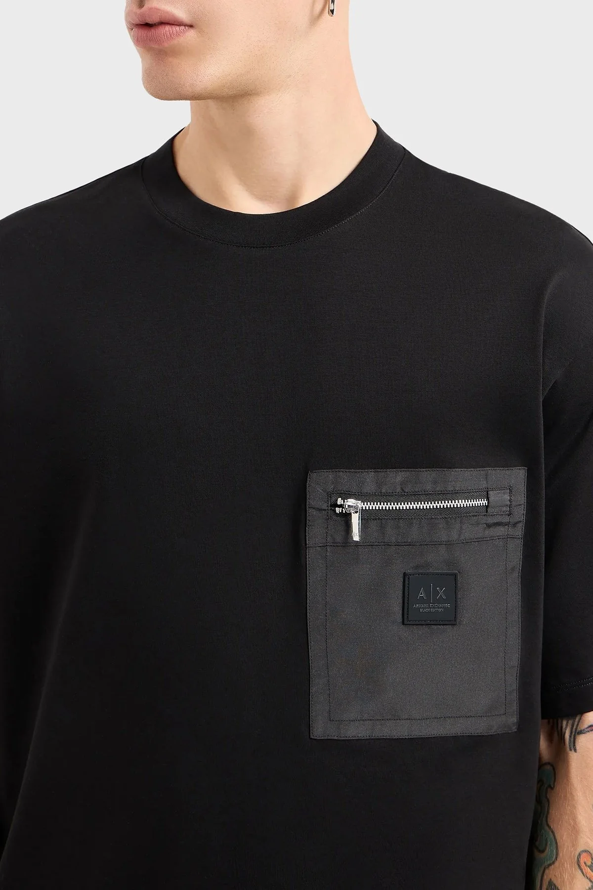 Armani Exchange Pamuklu Logolu Regular Fit Bisiklet Yaka Erkek T Shirt XM000091 AF10364 UC001 SİYAH - 4