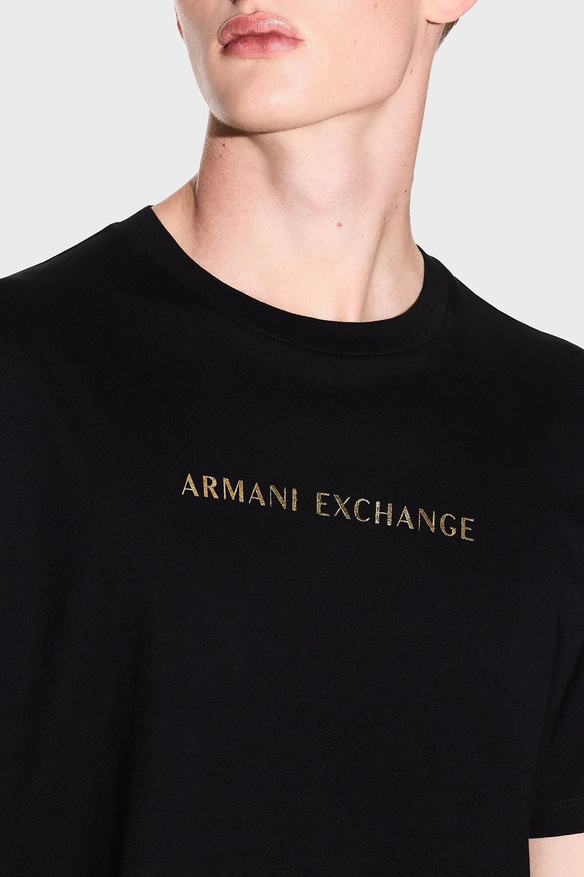 Armani Exchange Pamuklu Logolu Regular Fit Bisiklet Yaka Erkek T Shirt XM002827 AF12308 UC001 SİYAH - 4