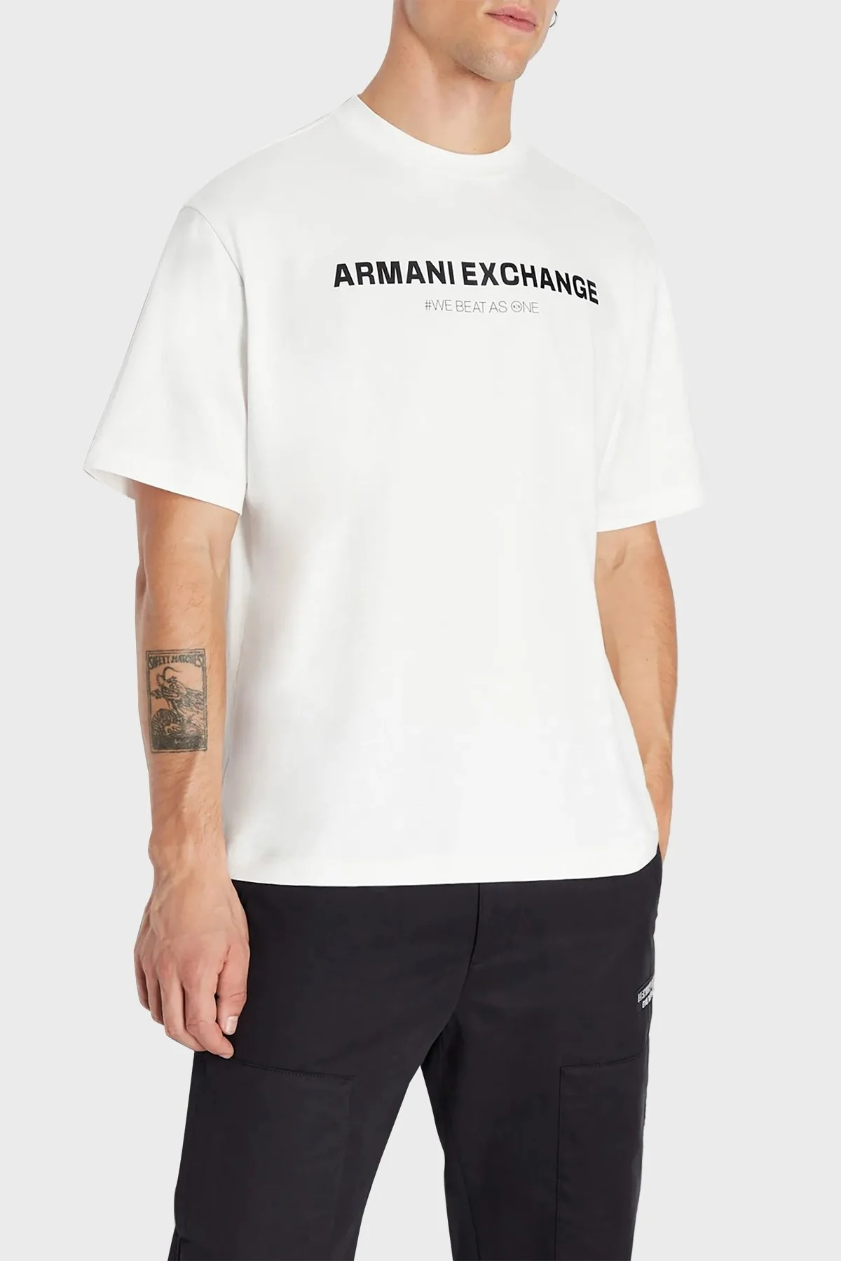 Armani Exchange Pamuklu Regular Fit Bisiklet Yaka Erkek T Shirt 6RZMHM ZJDHZ 1116 BEYAZ - 1