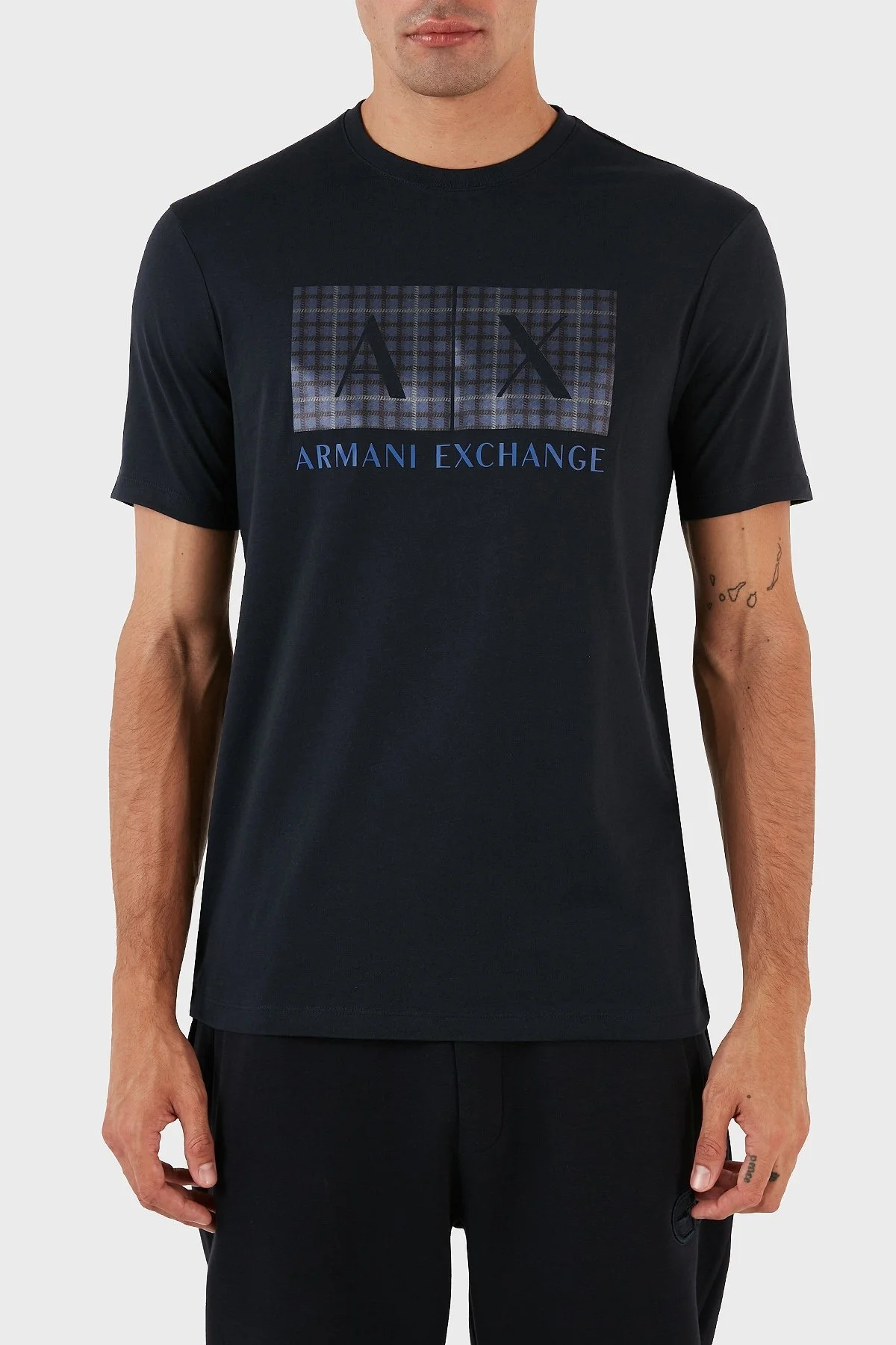Armani Exchange Pamuklu Regular Fit Bisiklet Yaka Erkek T Shirt 6RZTHA ZJBYZ 1510 LACİVERT - 1