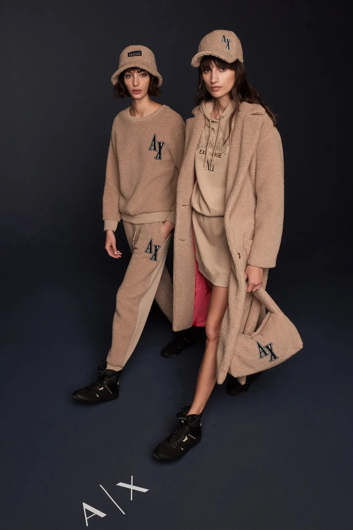 Armani Exchange Pamuklu Regular Fit Kapüşonlu Kışlık Spor Kadın Elbise 6RYA78 YJEBZ 0748 Sütlü kahve - 5