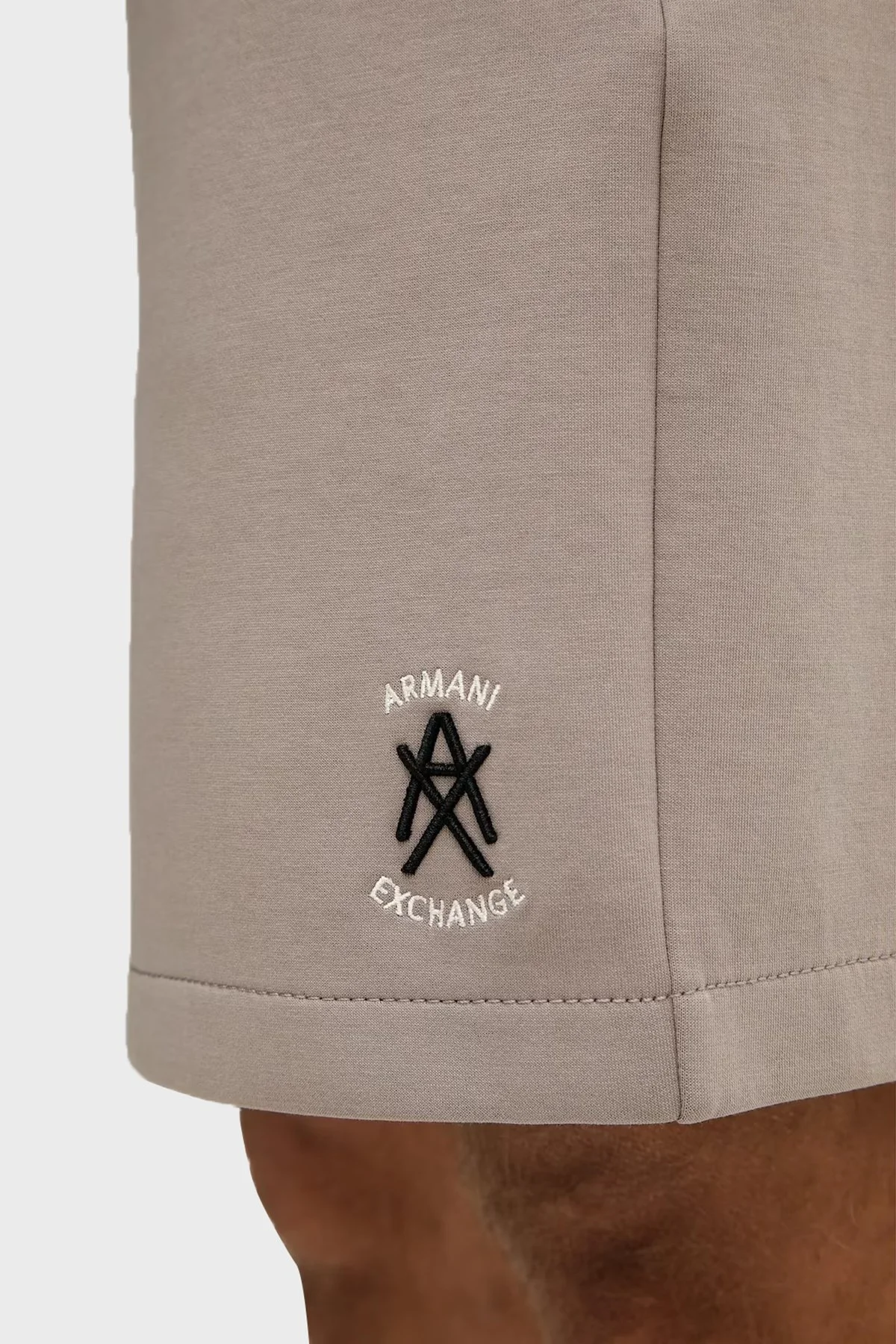 Armani Exchange Pamuklu Regular Fit Logo Detaylı Normal Bel Erkek Şort XM001773 AF10818 U6107 GRİ - 4
