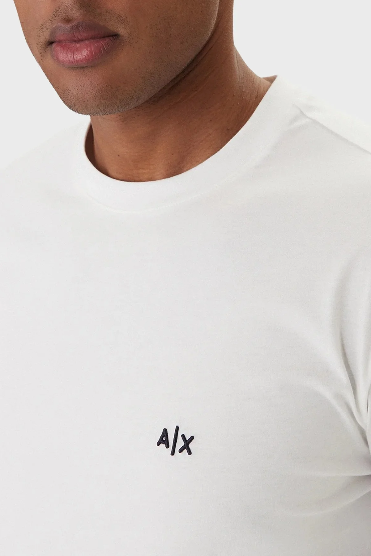 Armani Exchange Pamuklu Regular Fit Logolu Bisiklet Yaka Erkek T Shirt XM001568 AF10358 U0009 BEYAZ - 4