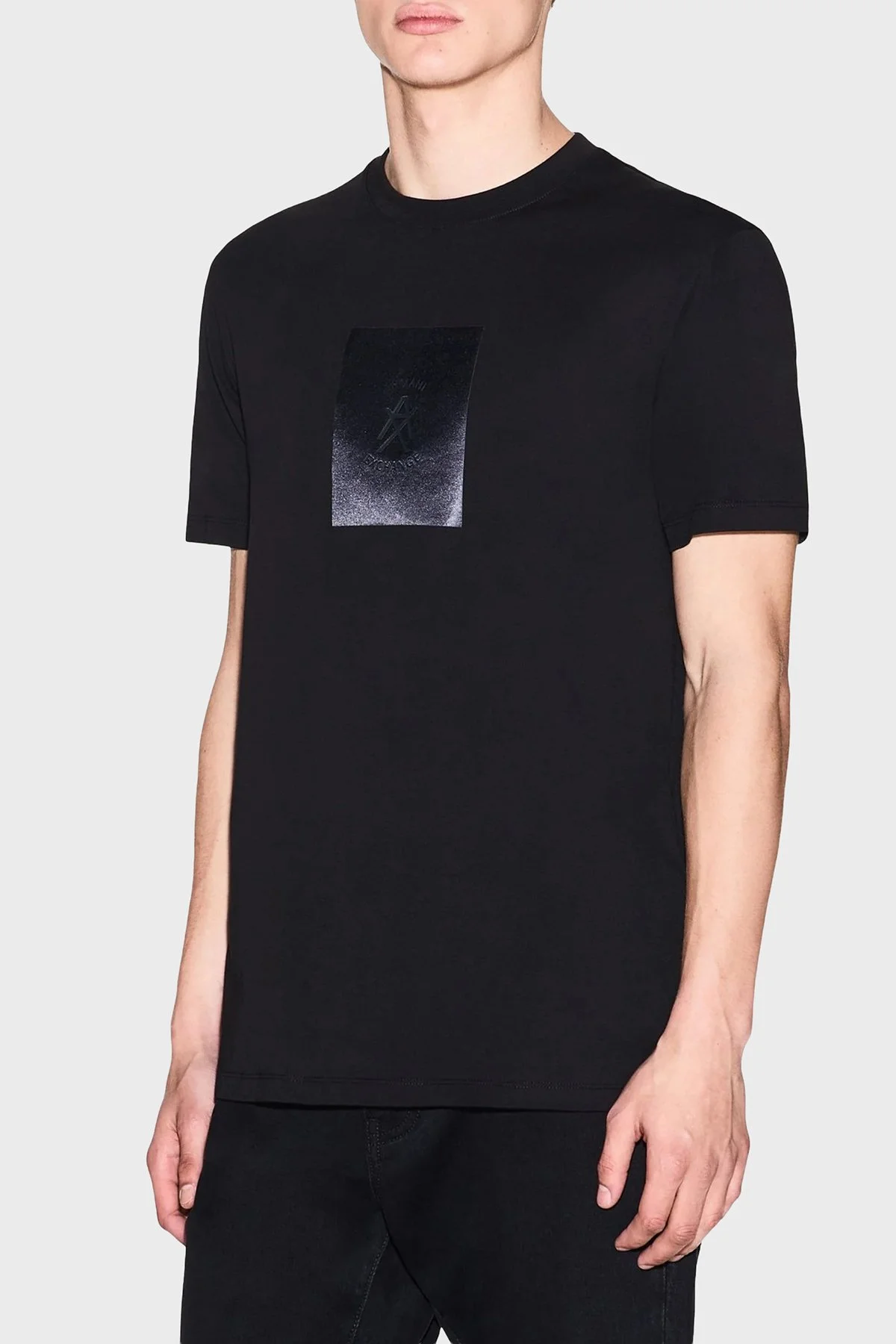Armani Exchange Pamuklu Regular Fit Logolu Bisiklet Yaka Erkek T Shirt XM002213 AF10356 UC001 SİYAH - 1
