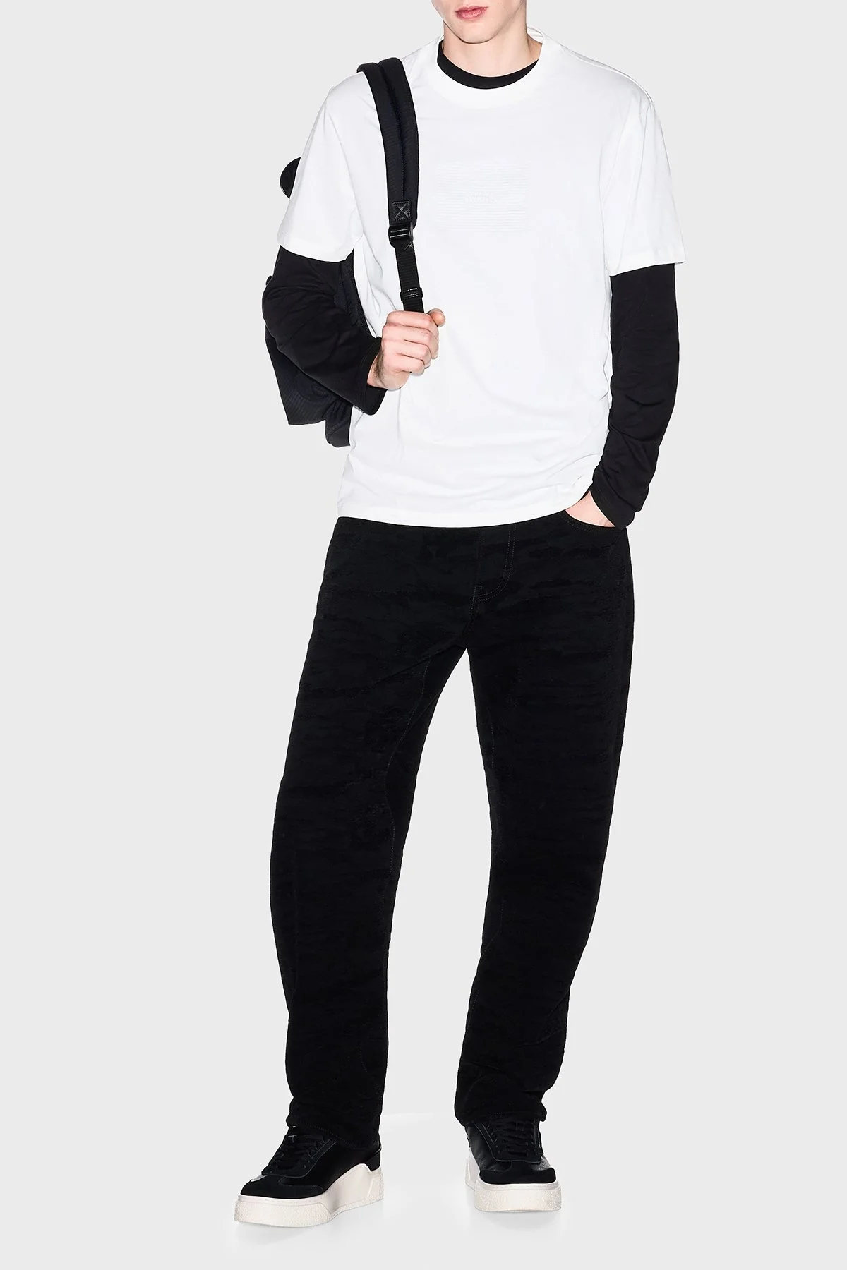 Armani Exchange Pamuklu Regular Fit Logolu Bisiklet Yaka Erkek T Shirt XM002456 AF10356 U0009 BEYAZ - 2