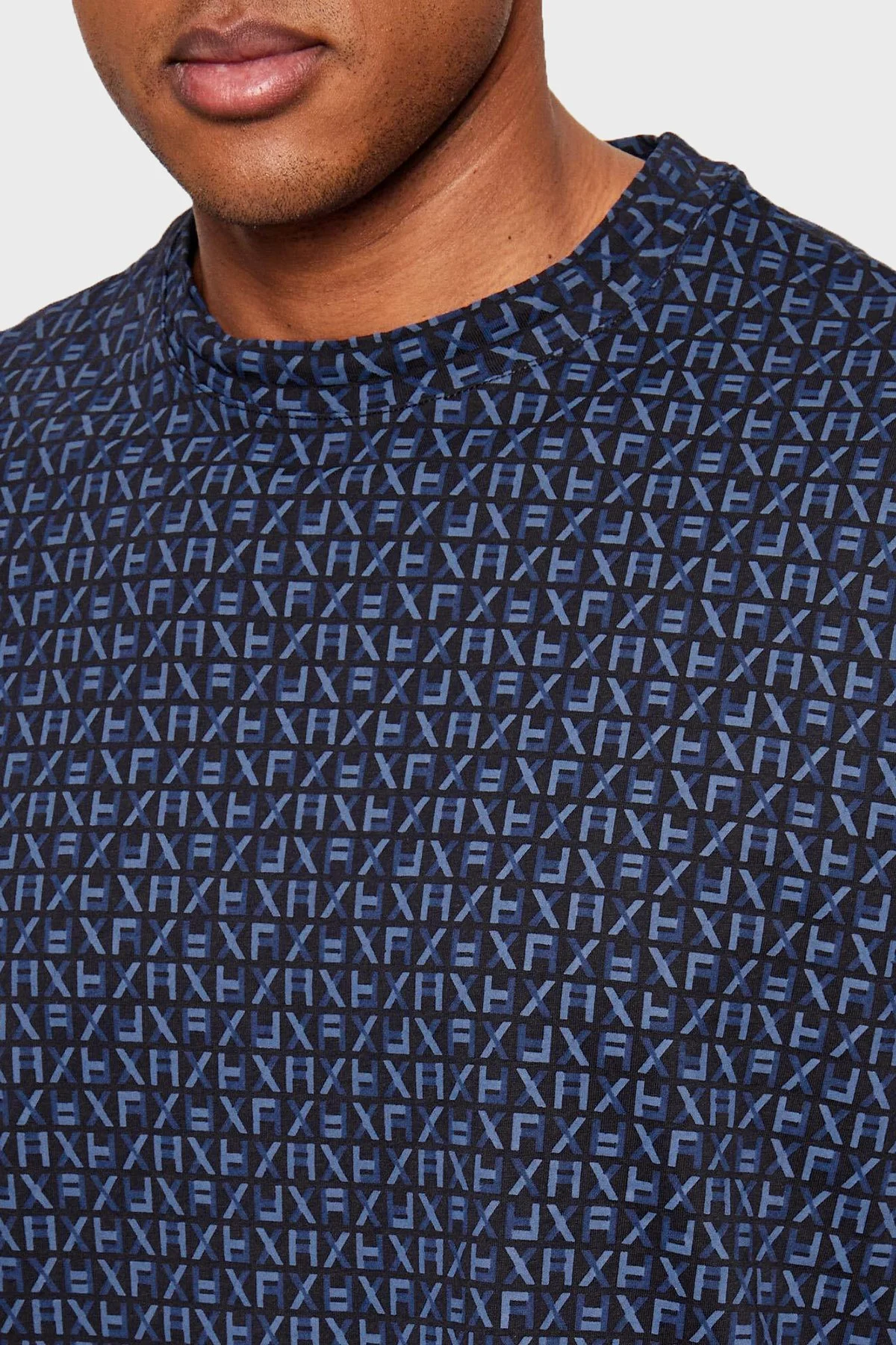 Armani Exchange Pamuklu Regular Fit Logolu Bisiklet Yaka Erkek T Shirt XM002778 AF10356 FB440 LACİVERT - 3