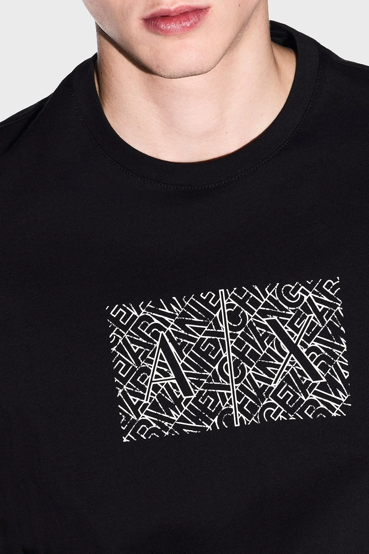 Armani Exchange Pamuklu Regular Fit Logolu Bisiklet Yaka Erkek T Shirt XM002784 AF10356 UC001 SİYAH - 4