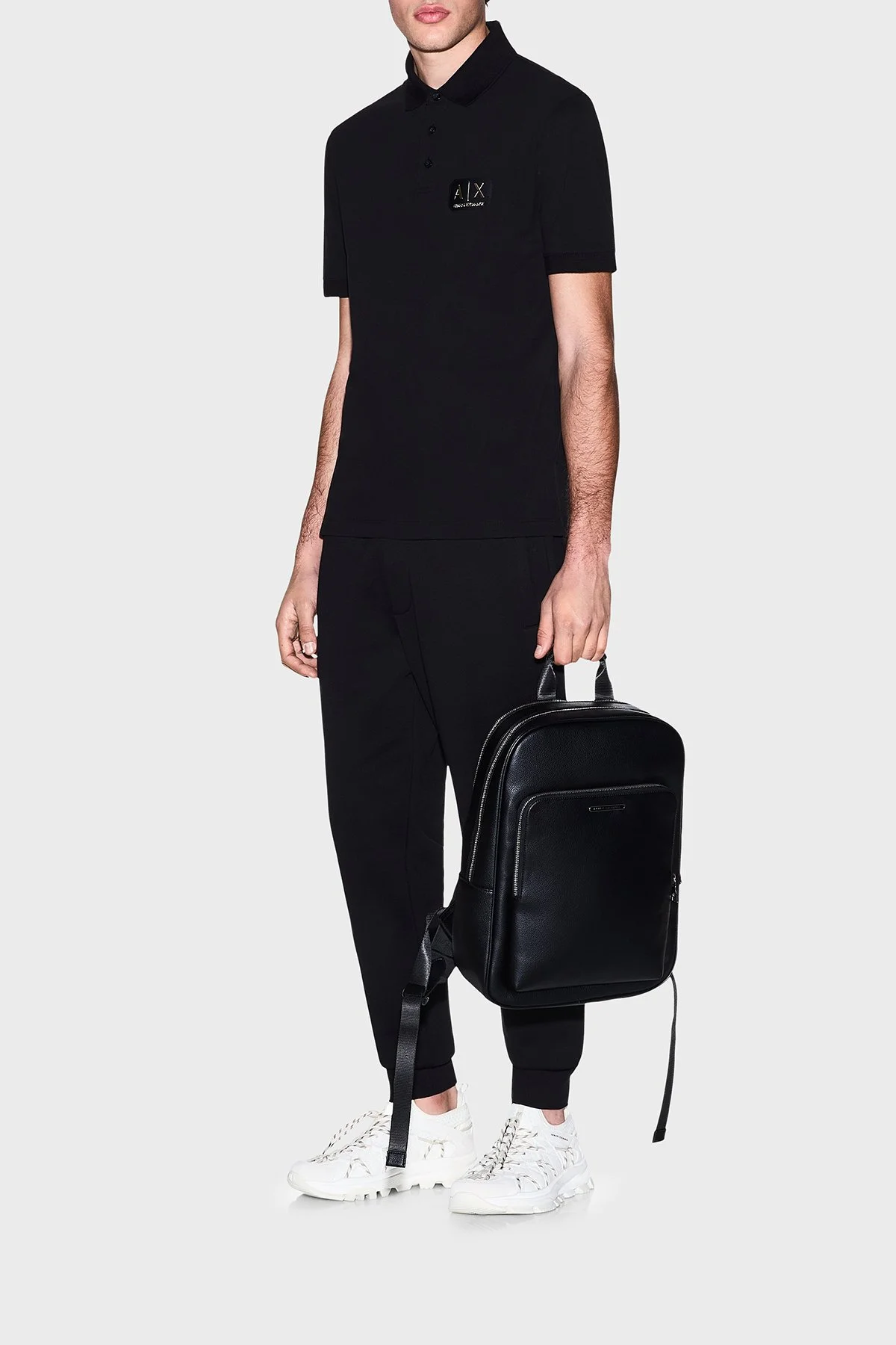 Armani Exchange Pamuklu Regular Fit Logolu Düğmeli Erkek Polo XM002231 AF10366 UC001 SİYAH - 1