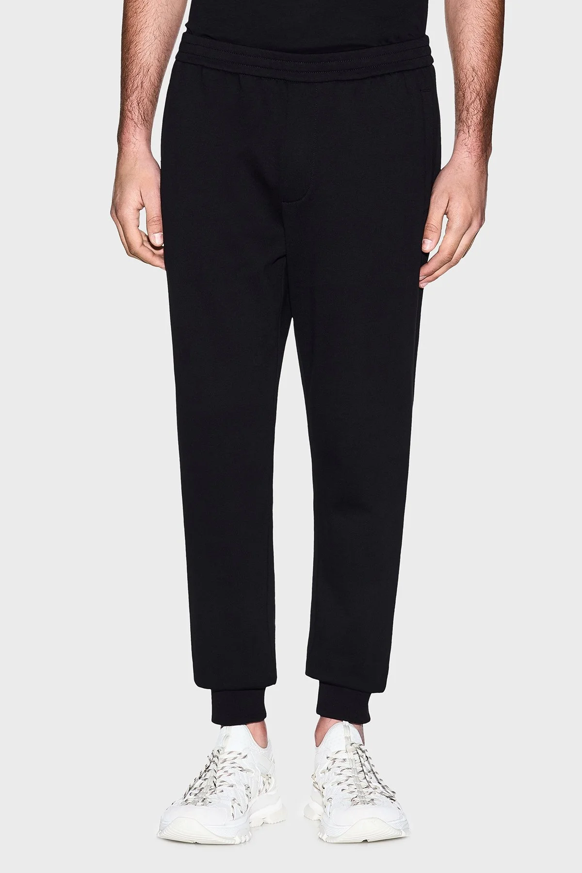 Armani Exchange Pamuklu Regular Fit Normal Bel Erkek Pantolon XM002227 AF10830 UC001 SİYAH - 1