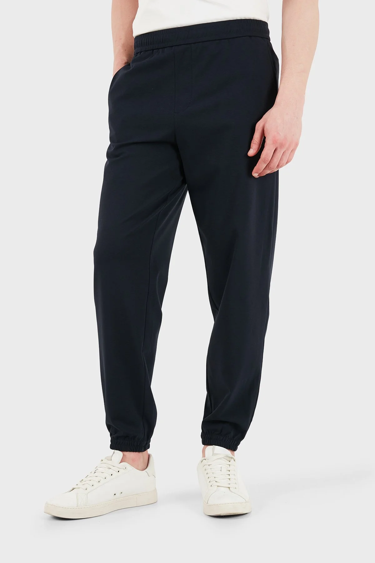 Armani Exchange Pamuklu Regular Fit Normal Bel Erkek Pantolon XM002406 AF24579 UB101 LACİVERT - 4