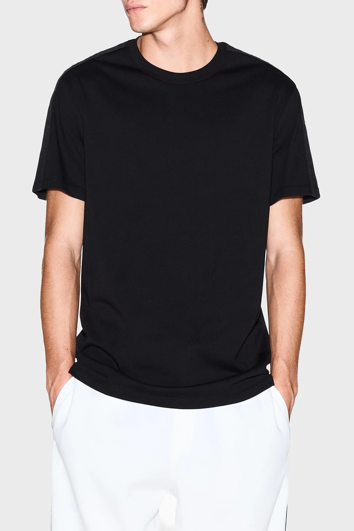 Armani Exchange Pamuklu Regular Fit Şerit Detaylı Bisiklet Yaka Erkek T Shirt XM001283 AF10361 UC001 SİYAH - 6