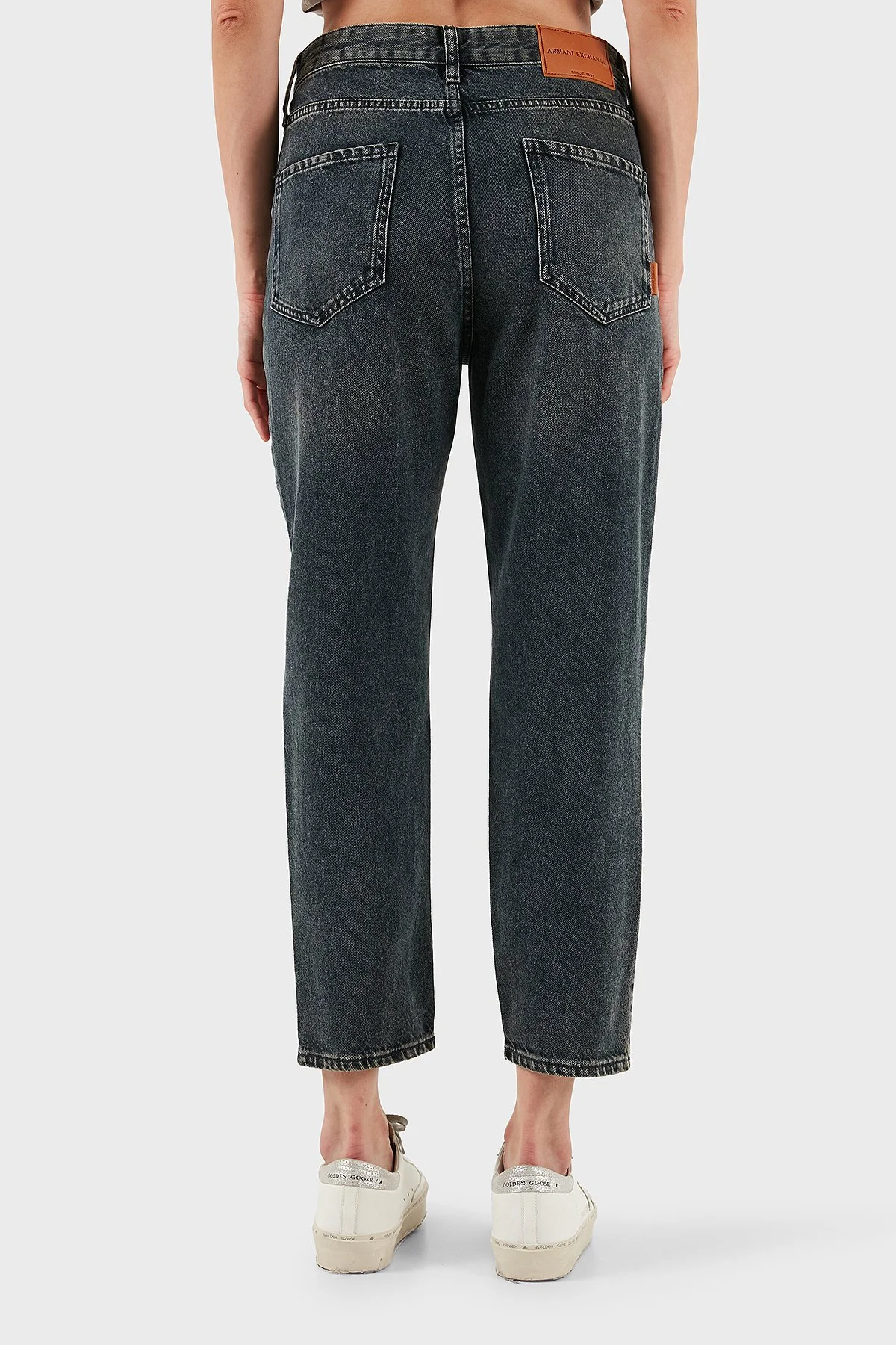 Armani Exchange Pamuklu Relaxed Fit Normal Bel Düz Paça Jeans Bayan Kot Pantolon XW000073 AF14470 MB001 BEJ - 3