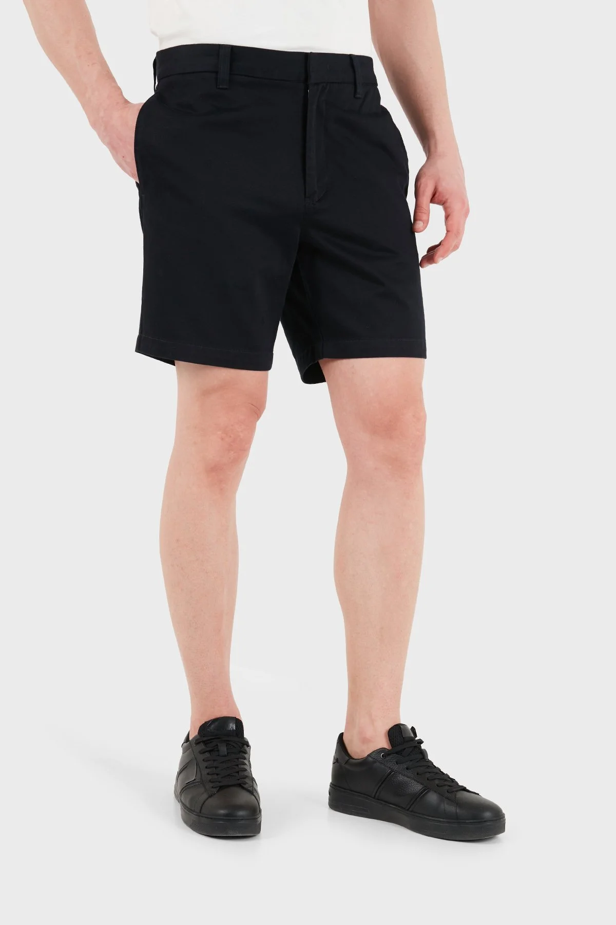 Armani Exchange Pamuklu Relaxed Fit Normal Bel Erkek Short XM002806 AF22642 UB101 LACİVERT - 5