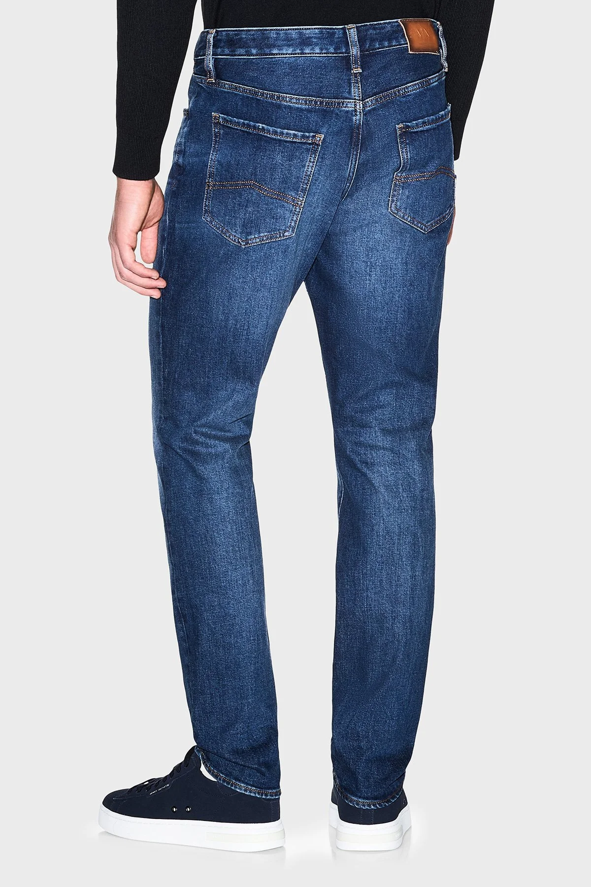 Armani Exchange Pamuklu Skinny Fit Normal Bel Jeans Erkek Kot Pantolon XM000070 AF25870 MB010 LACİVERT - 3