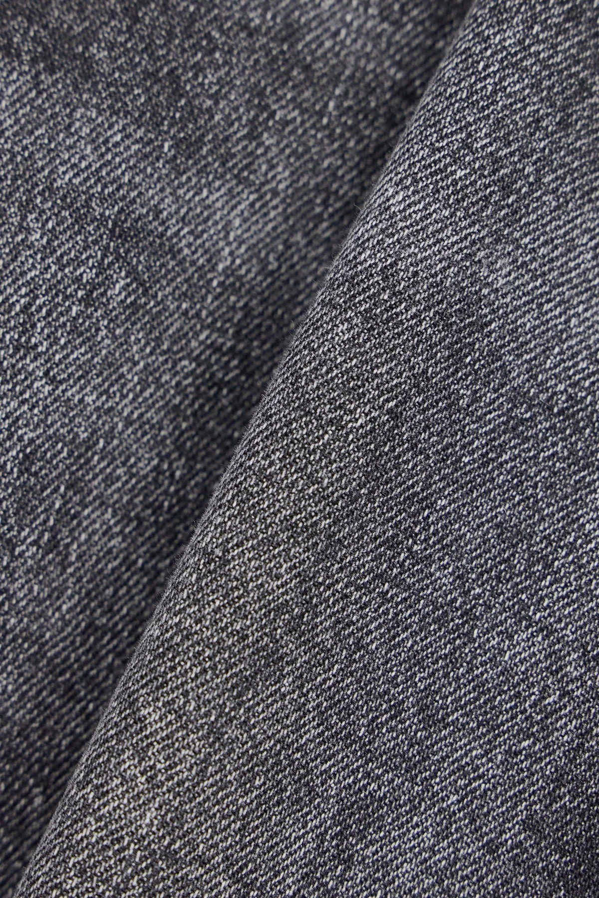 Armani Exchange Pamuklu Slim Fit Dar Paça Jeans Erkek Kot Pantolon XM000070 AF27143 MC002 Siyah - 4
