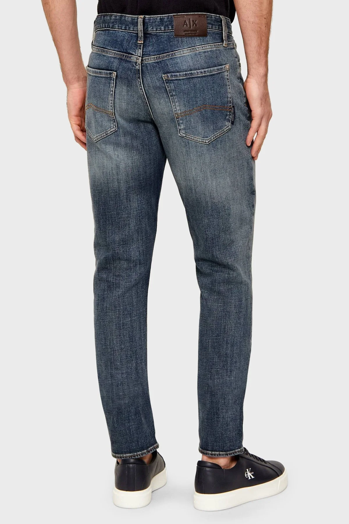Armani Exchange Pamuklu Slim Fit Normal Bel Dar Paça Jeans Erkek Kot Pantolon XM000070 AF24012 MB001 LACİVERT - 3