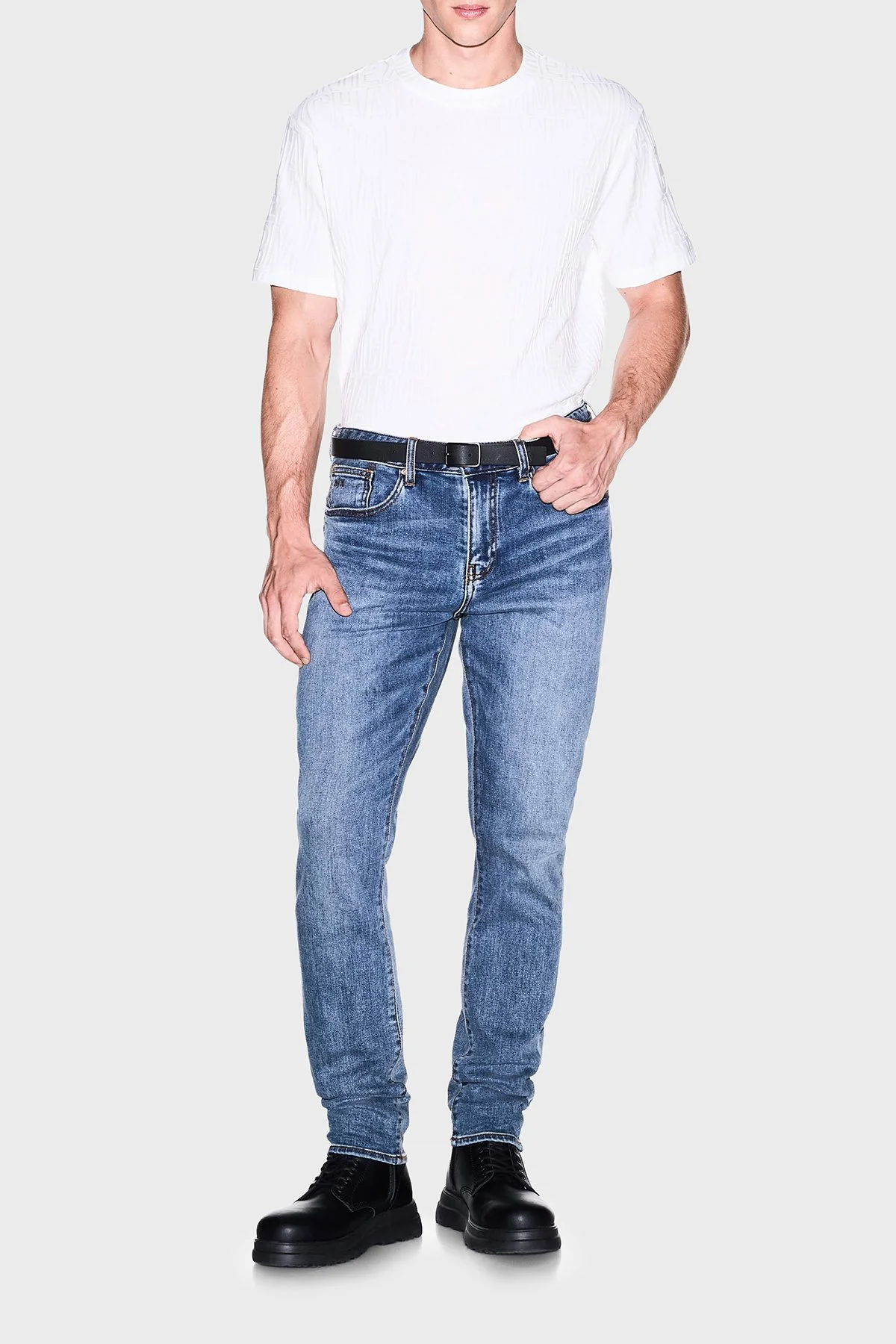 Armani Exchange Pamuklu Slim Fit Normal Bel Dar Paça Jeans Kadın Kot Pantolon XM000070 AF28744 MB002 Lacivert - 2