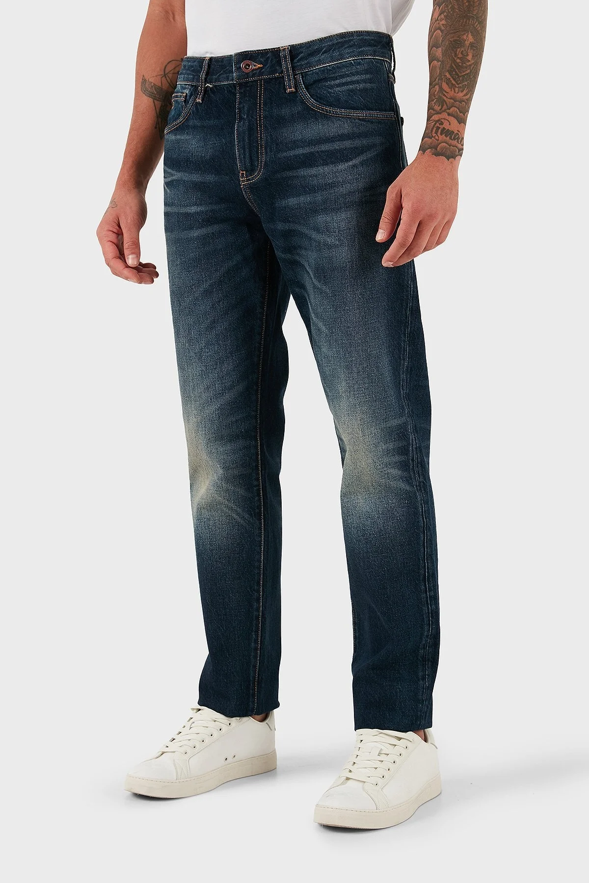 Armani Exchange Pamuklu Slim Fit Normal Bel Düz Paça Esnek Jeans Erkek Kot Pantolon XM000049 AF18810 MB001 MAVİ - 4