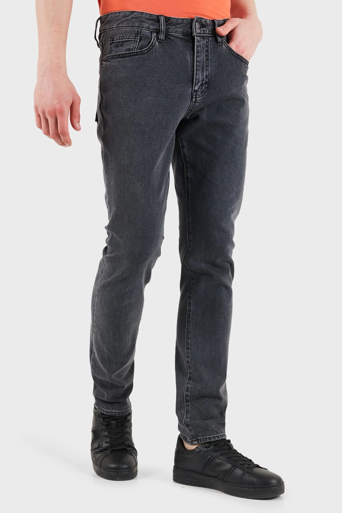 Armani Exchange Pamuklu Slim Fit Normal Bel Jeans Erkek Kot Pantolon XM000070 AF22558 M8013 KOYU GRİ - 4