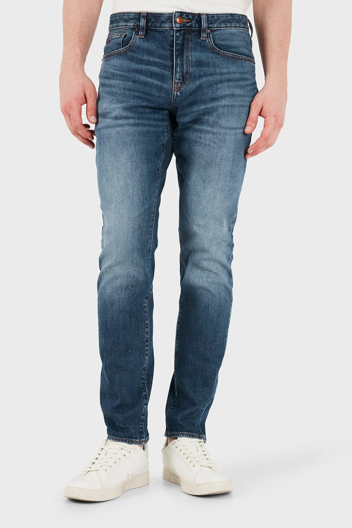 Armani Exchange Pamuklu Slim Fit Normal Bel Jeans Erkek Kot Pantolon XM000070 AF25868 MB002 MAVİ - 1