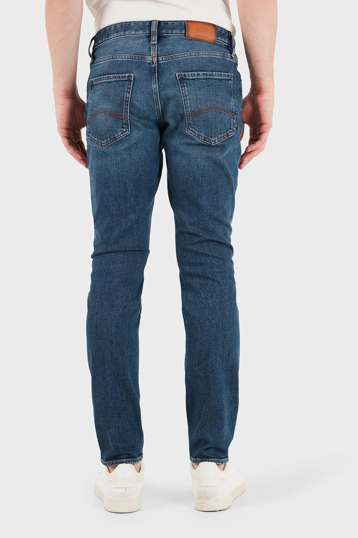 Armani Exchange Pamuklu Slim Fit Normal Bel Jeans Erkek Kot Pantolon XM000070 AF25868 MB002 MAVİ - 6