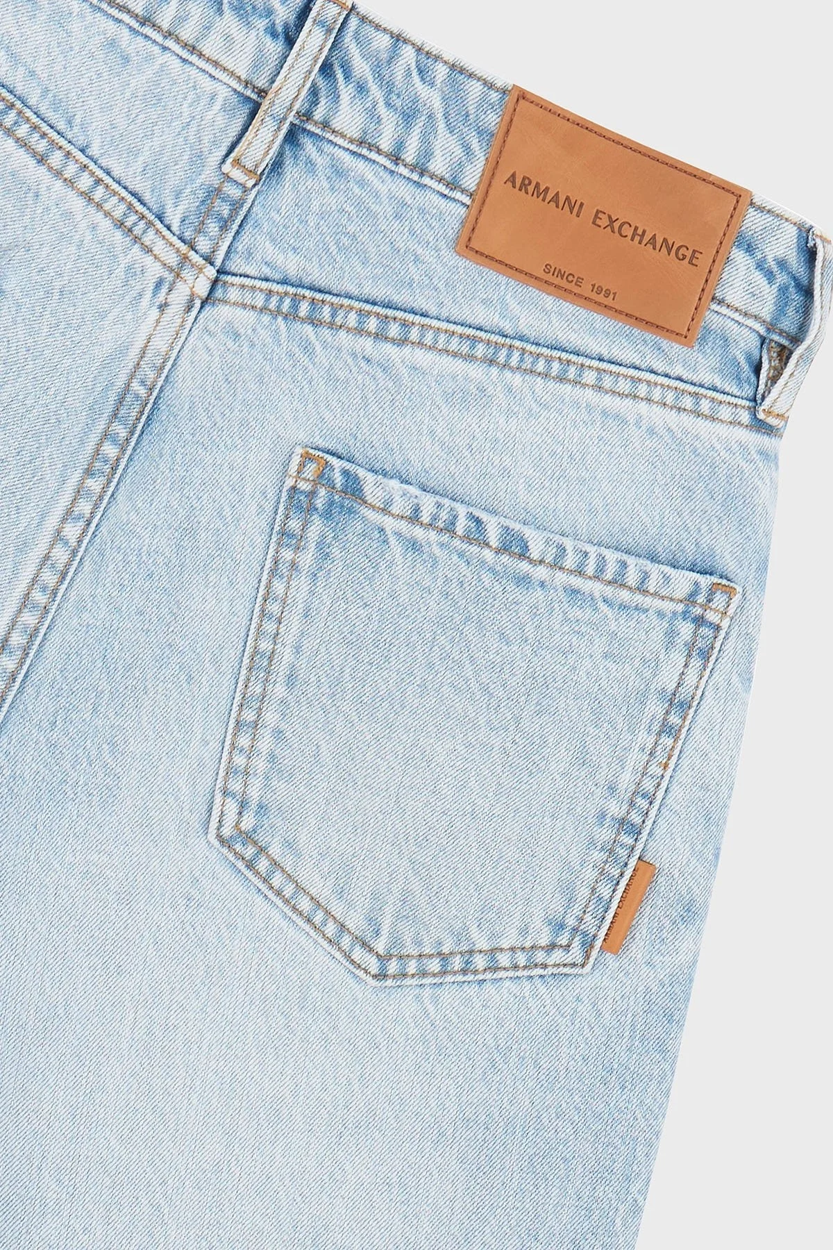 Armani Exchange Pamuklu Tapered Fit Daralan Paça Jeans Bayan Kot Pantolon XW000128 AF12860 MB001 AÇIK MAVİ - 11