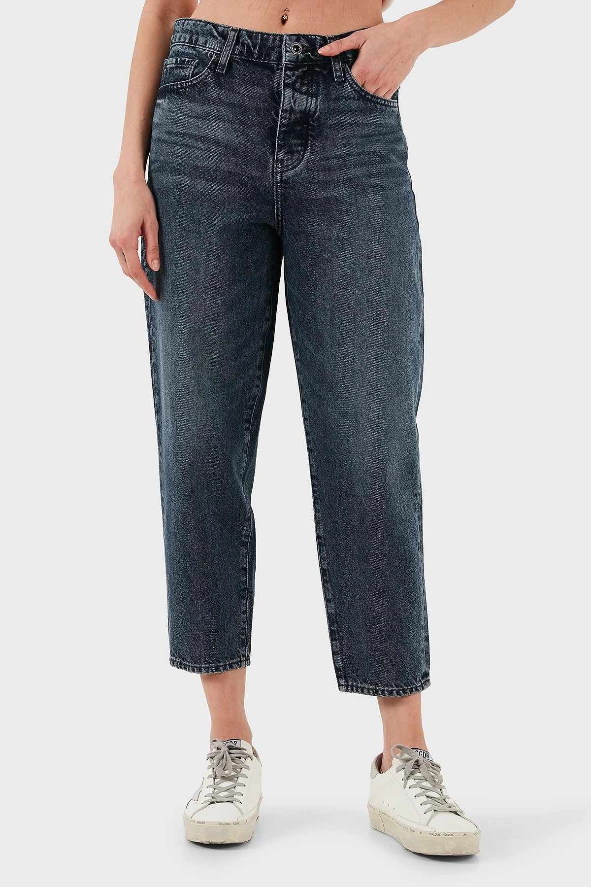 Armani Exchange Pamuklu Tapered Fit Normal Bel Daralan Paça Jeans Bayan Kot Pantolon XW000128 AF14471 MB001 BEJ - 1