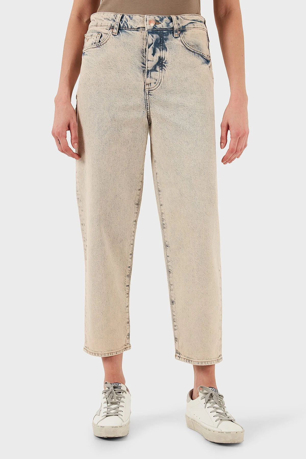 Armani Exchange Pamuklu Tapered Fit Normal Bel Daralan Paça Jeans Bayan Kot Pantolon XW000128 AF14487 MB001 BEJ - 1