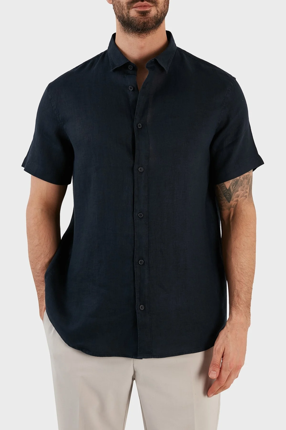 Armani Exchange Regular Fit % 100 Keten Kısa Kollu Erkek Gömlek 8NZC67 ZNCFZ 1510 LACİVERT - 1