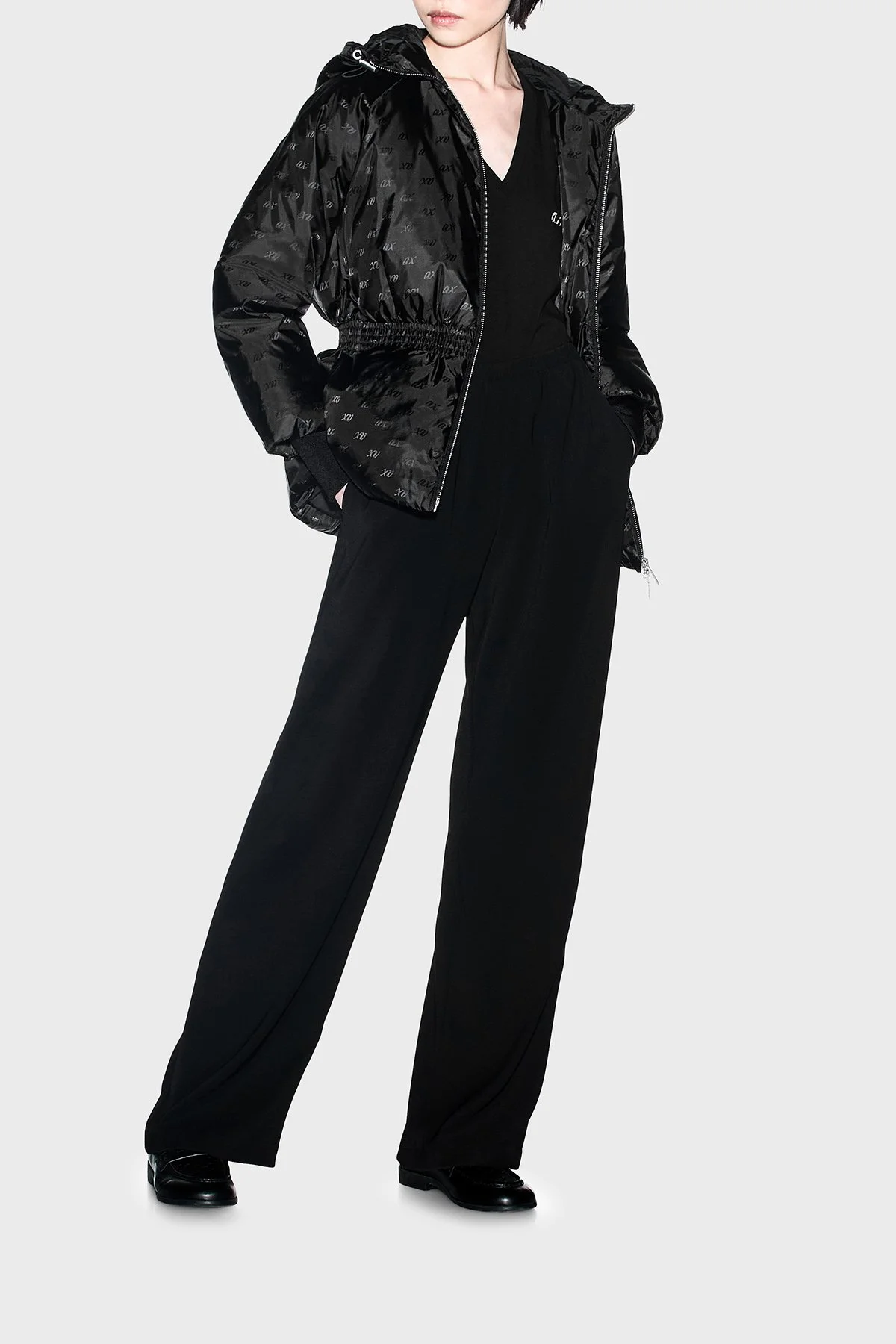 Armani Exchange Regular Fit Büzmeli Bel Detaylı Kapüşonlu Kadın Ceket XW002434 AF26068 FC241 Siyah - 2