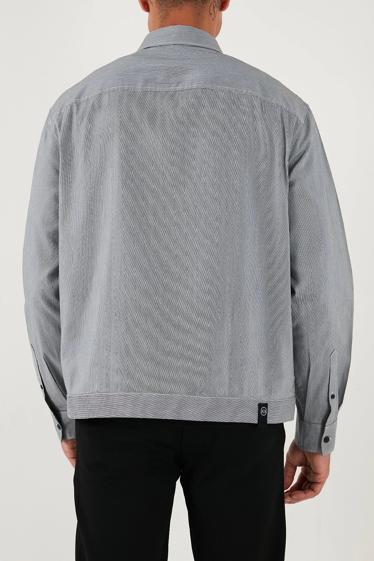Armani Exchange Regular Fit Ceket Yaka Fermuarlı Logolu Erkek Gömlek Ceket XM000956 AF10256 FB078 LACİVERT-BEYAZ - 3